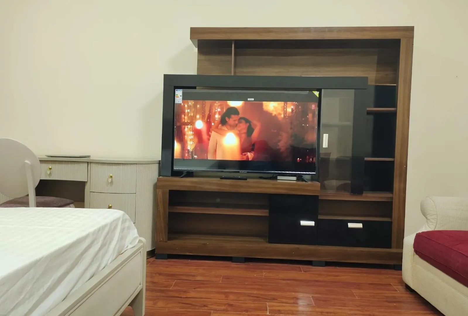 Arnim Suite - 3 Bedrooms Apartment Sharjah 0*,  Emirados Árabes Unidos