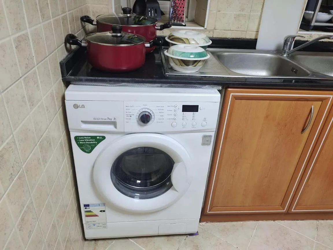 Arnim Suite - 3 Bedrooms Apartment Sardzsa